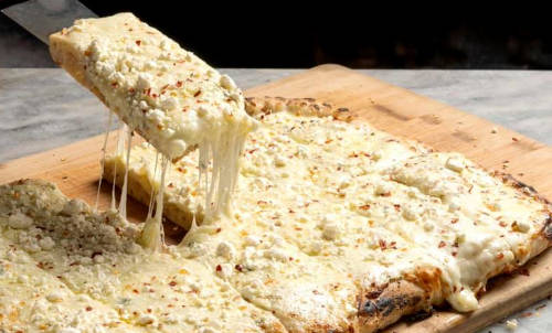 Cheesy Pizza